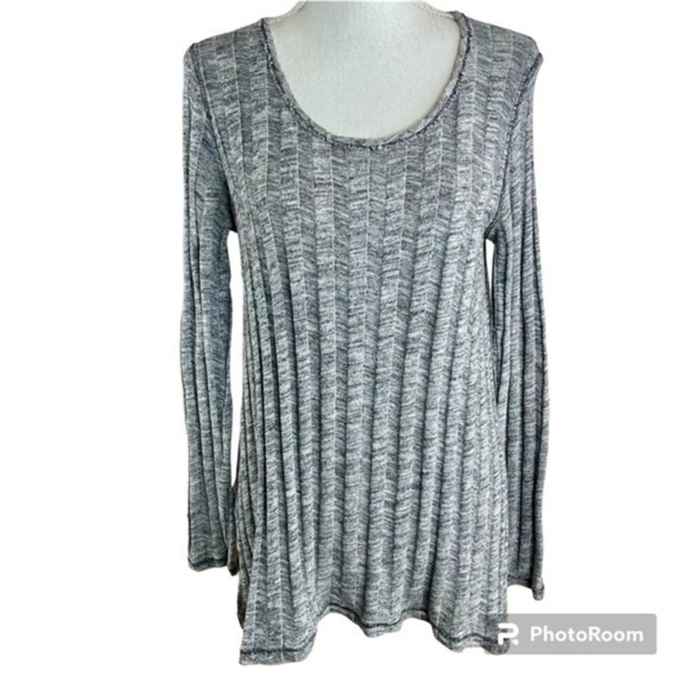 Blu Pepper Buckle Gray Grunge Minimalist Stretch Business Casual Shirt Tunic